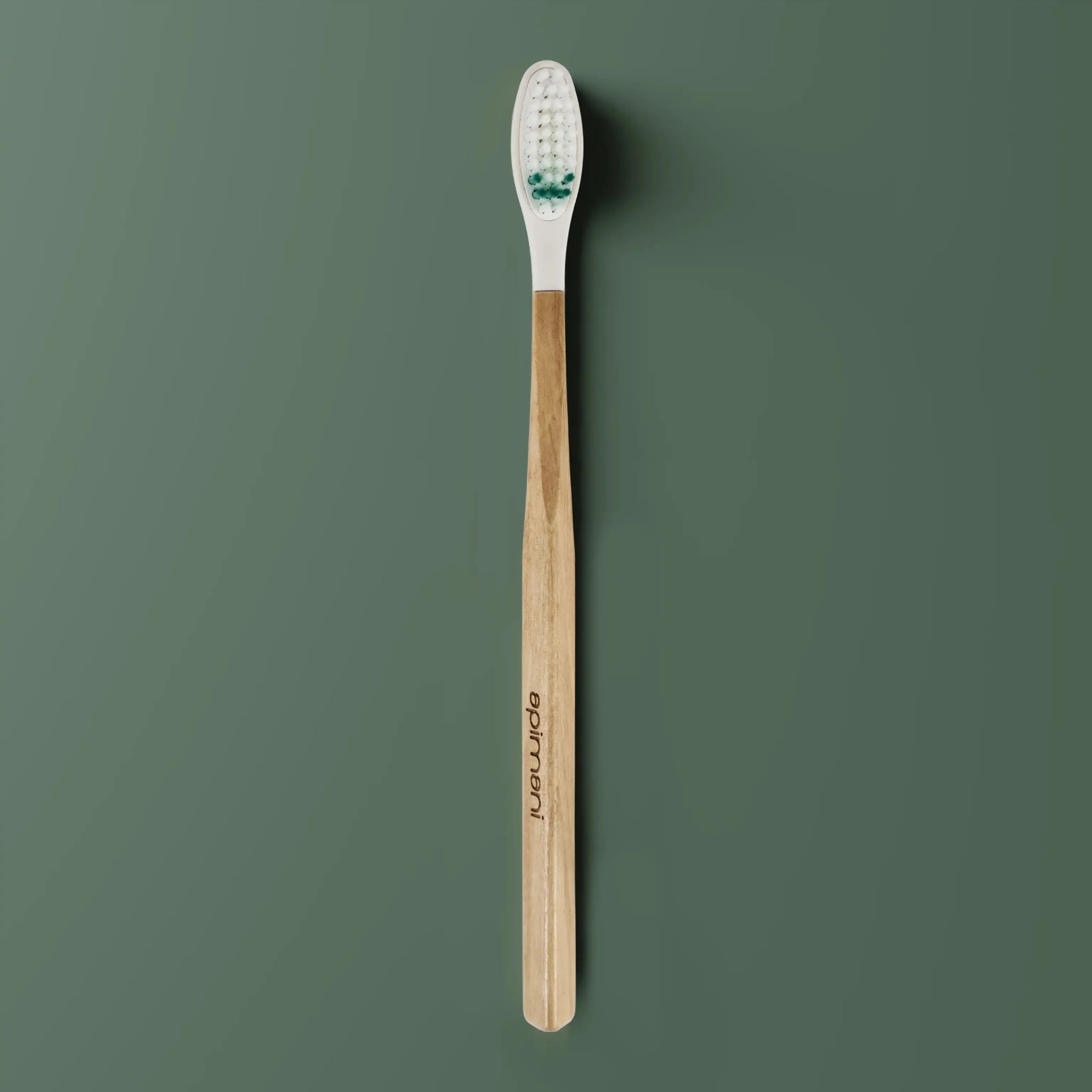Brosse à dents en bois - adulte - Endro Cosmetiques